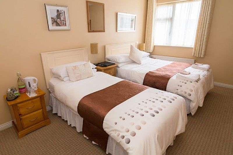 O Neills Bed And Breakfast Dingle Bagian luar foto